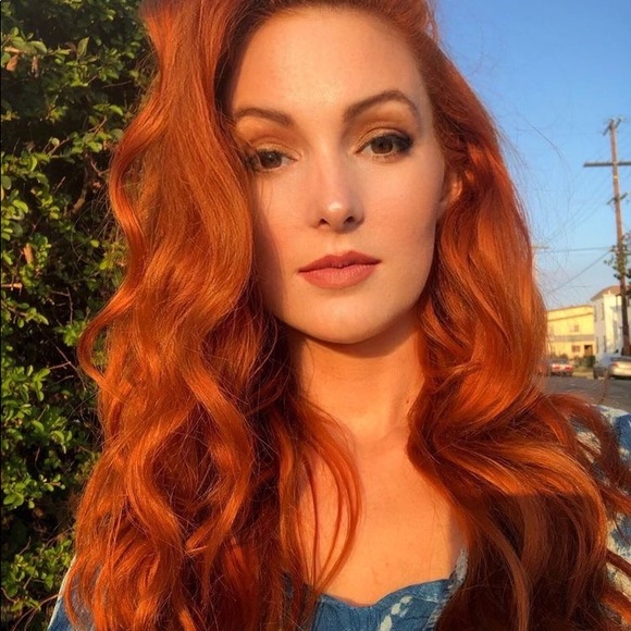 - 💫 LIM K 22” COPPER WAVY LACE FRONT WIG💫 *NEW